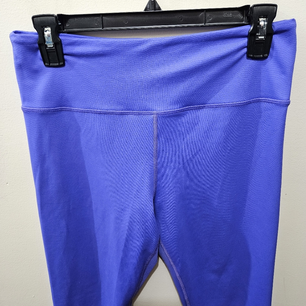 Zyia Active Purple Soft Stretch Crop Ankle Workout Athletic Leggings Size 8-10 - Picture 2 of 9